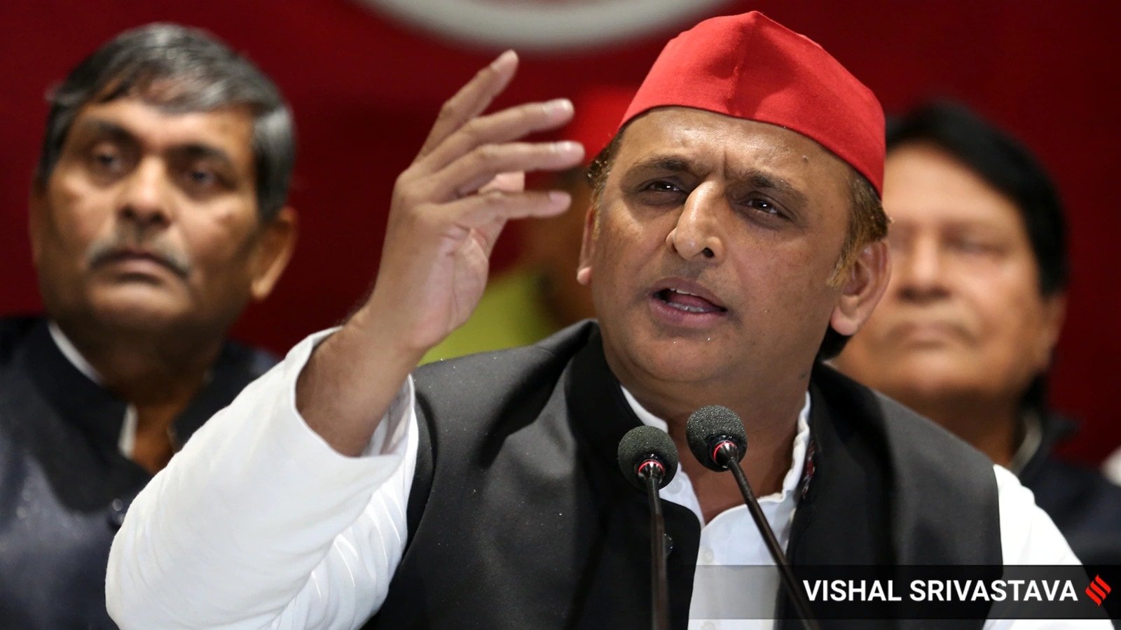 अखिलेश यादव ने भाजपा की ‘गंगजल’ के फैसले की तुलना डॉ. अंबेडकर की अपमान से की