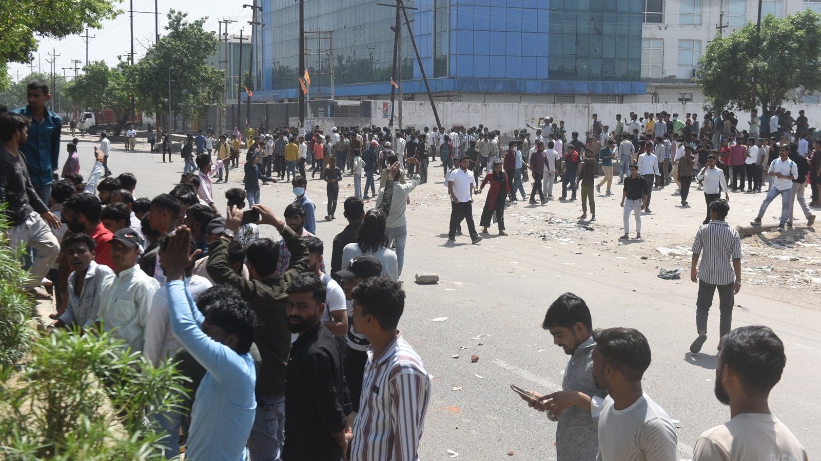 नोइडा पुलिस ने दो आरजेडी प्रवक्ता को ‘भ्रामक’ विरोध वीडियो साझा करने पर बुक किया